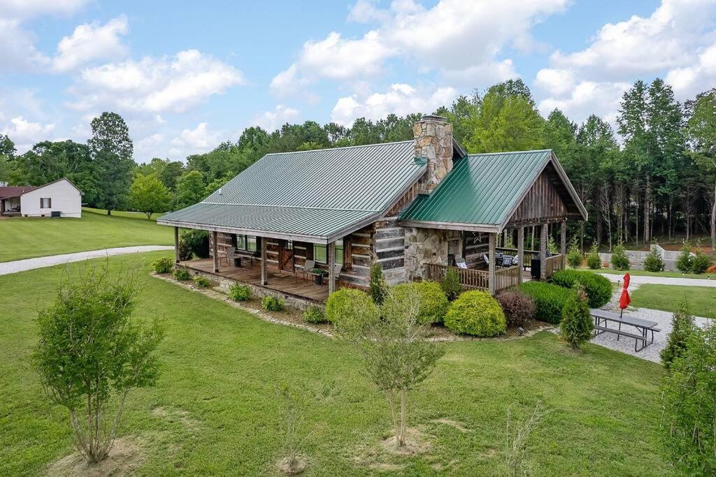 Rustic Cabin, Dock, Firepit, Kayaks & Games Winchester Esterno foto