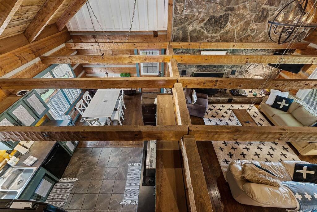 Rustic Cabin, Dock, Firepit, Kayaks & Games Winchester Esterno foto